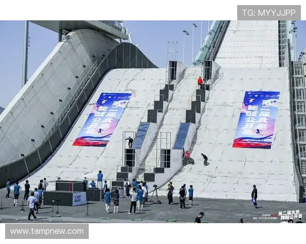 北京极限运动嘉年华精彩回顾:展现极限运动队的力量与激情 北京极限运动嘉年华精彩回顾:展现极限运动队的力量与激情