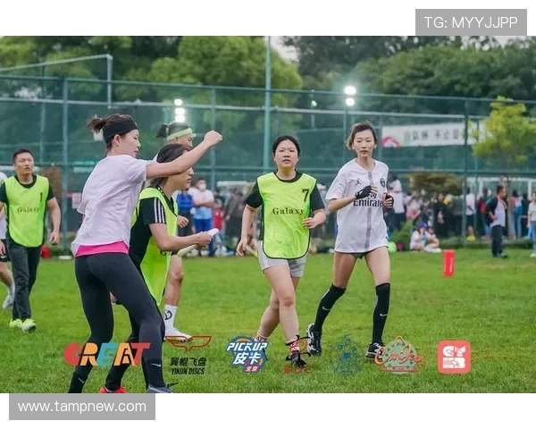 南京飞盘队比赛经验的变革与热议背后的故事与启示 南京飞盘队比赛经验的变革与热议背后的故事与启示