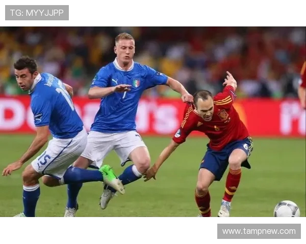 杭州飞盘队的防守反击创新策略与战术分析探讨