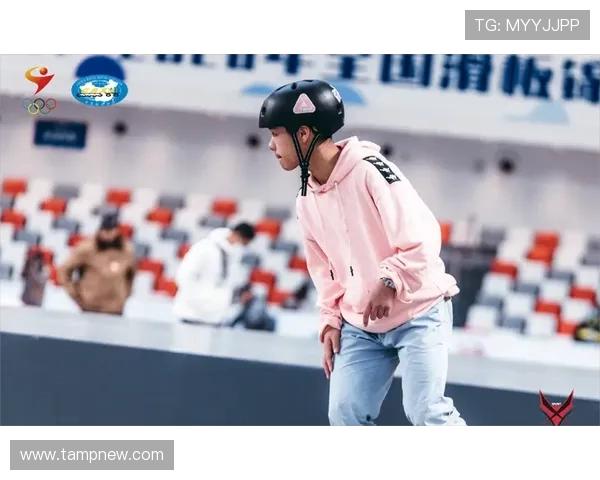 武汉街舞队在滑板精英赛中的精彩节奏表现与团队默契分析