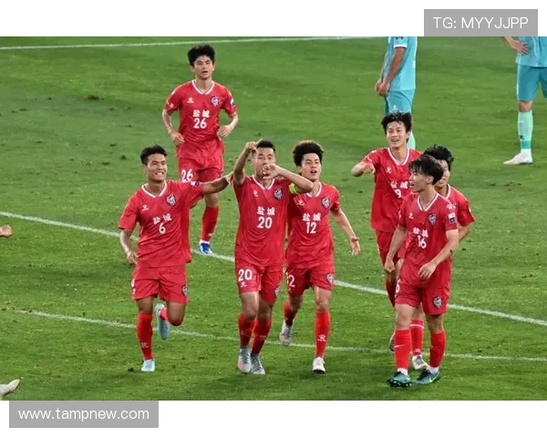 江苏盐城迎战沈阳城市全力争胜展现足球魅力与激情对决