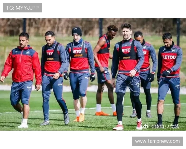 特温特与乌德勒激战在即谁能在这场对决中笑到最后